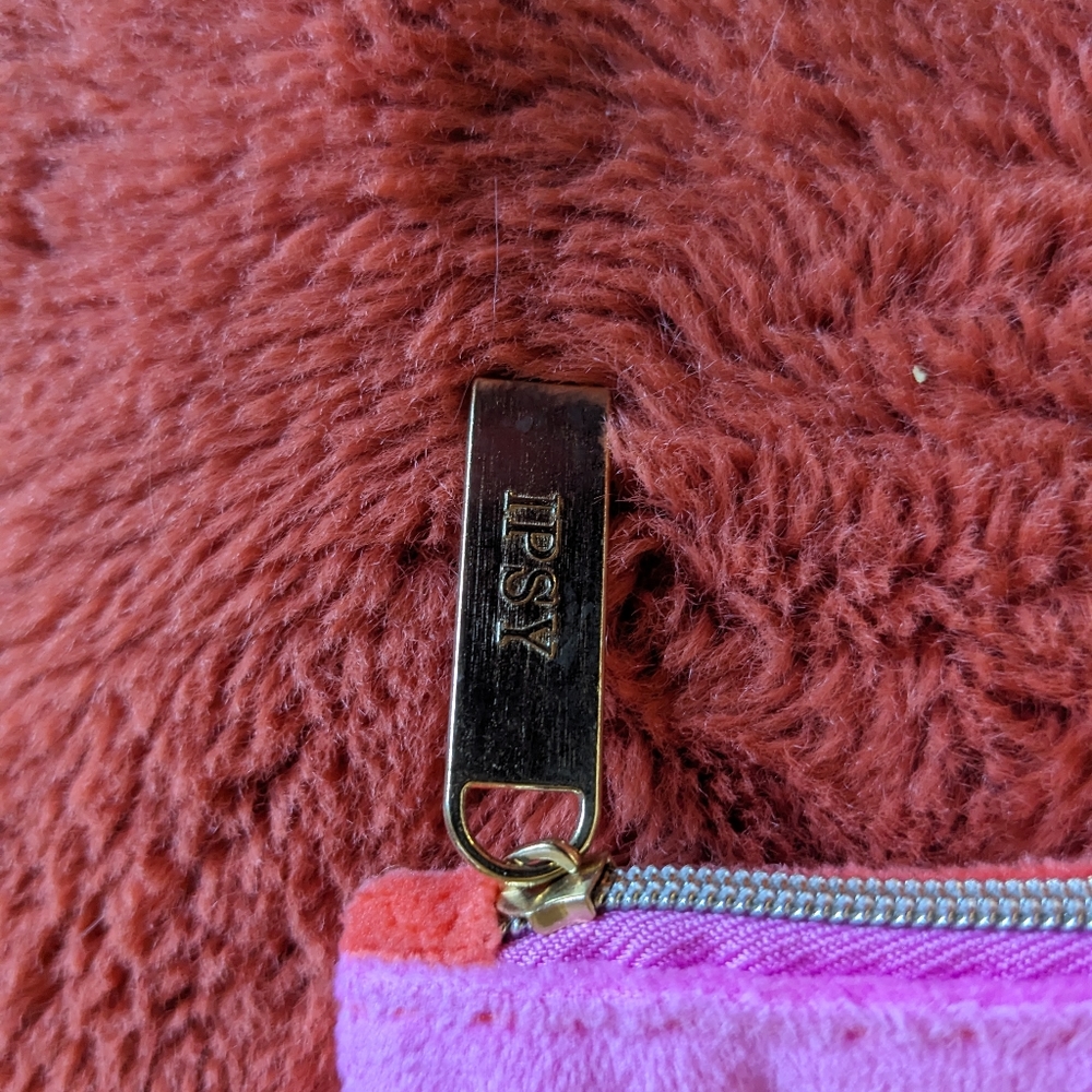 🎉Ipsy bag🎉 - Picture 3 of 5